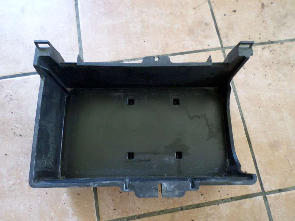 Ford Mondeo Kombi Akkugehäuse Akkukasten Batteriekasten 1S7T10757