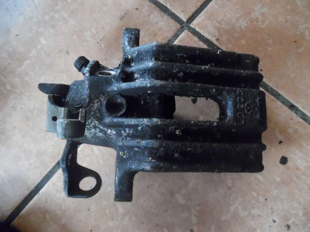 VW Golf 4 Bremssattel Hinten Rechts ohne Trger