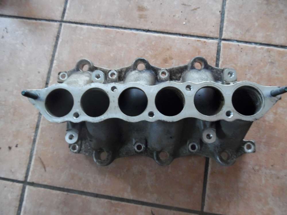 Hyundai Santa Fe 2,7 Ansaugbrcke Ansaugkrmmer unten