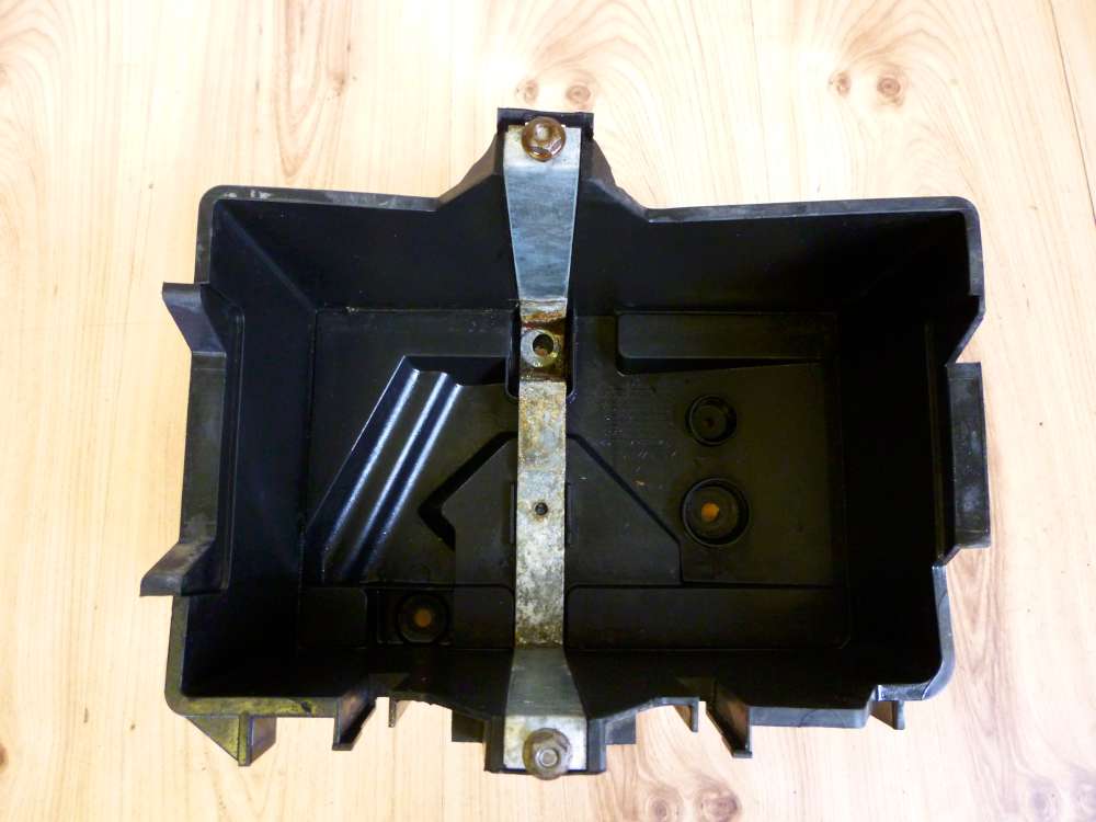 Ford Fiesta V Batteriekasten Batteriehalter 2S6T10723CC