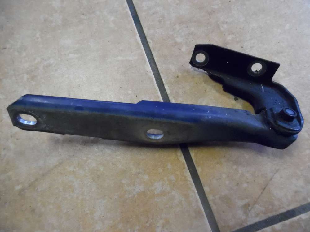 Audi A6 4B Avant Motorhauben Scharnier Rechts 4B0823302D 4B0823302 D 