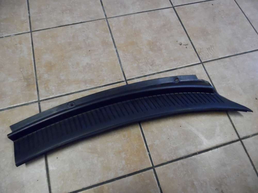 KIA Carnival Windabweiser Windlauf Rechts 0K55250736