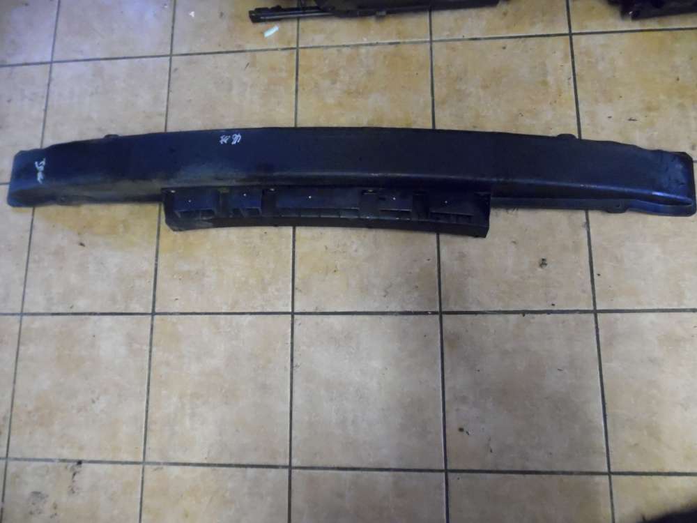 KIA Carnival Stostangentrger Vorne