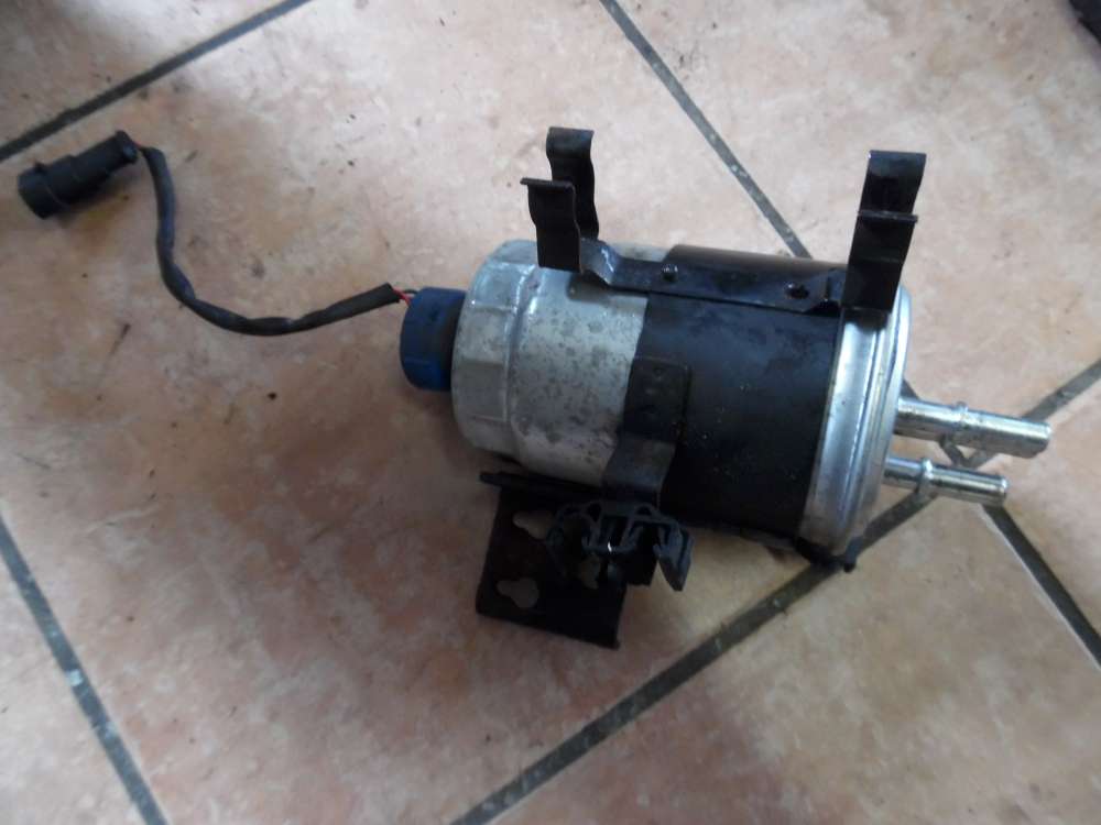 KIA Carnival Bj:05 2.9 CRDI Kraftstofffilterhalterung Heltreung 1464 1038