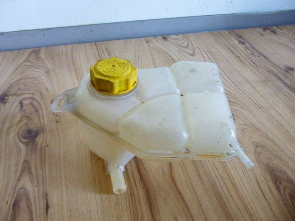 Ford Fusion  Ausgleichsbeh�lter K�hlwasserbeh�lter 2S6H-8K218