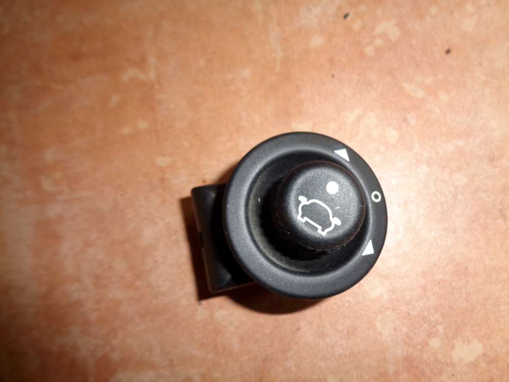 Ford Focus DNW 1.8 Kombi Original Schalter Spiegeleinstellung 93BG17B676BA