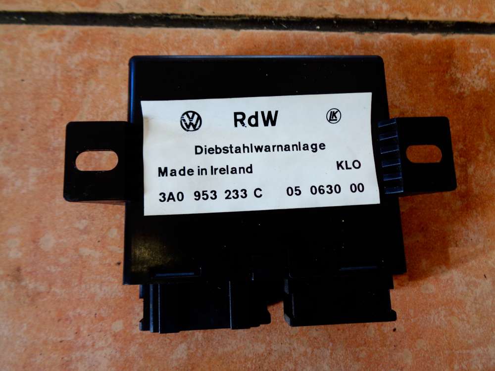   VW Passat 35i Steuergert Diebstahlwarnanlage 3A0953233C 