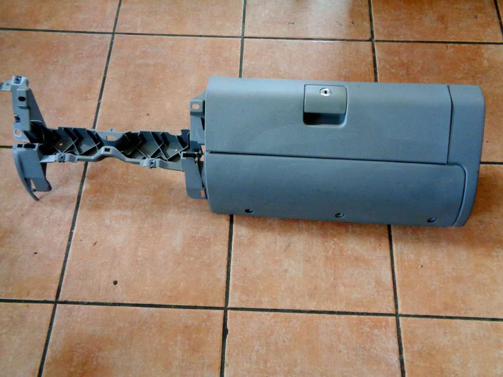 VW Polo Bj:2000 Handschuhfach Handschuhkasten 6N1857103