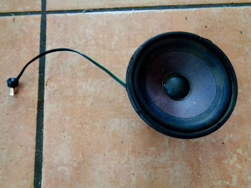 Mercedes Benz W124 Lautsprecher Hinten 0008207002