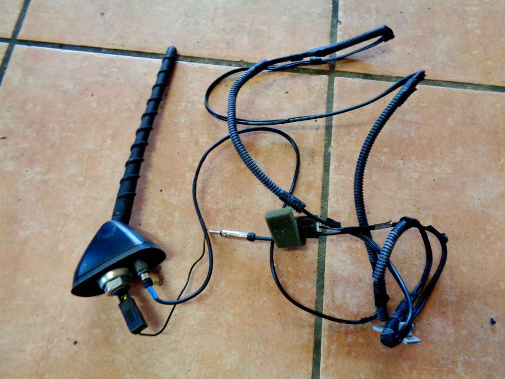 Hyundai Accent MC Antenne mit Kabel