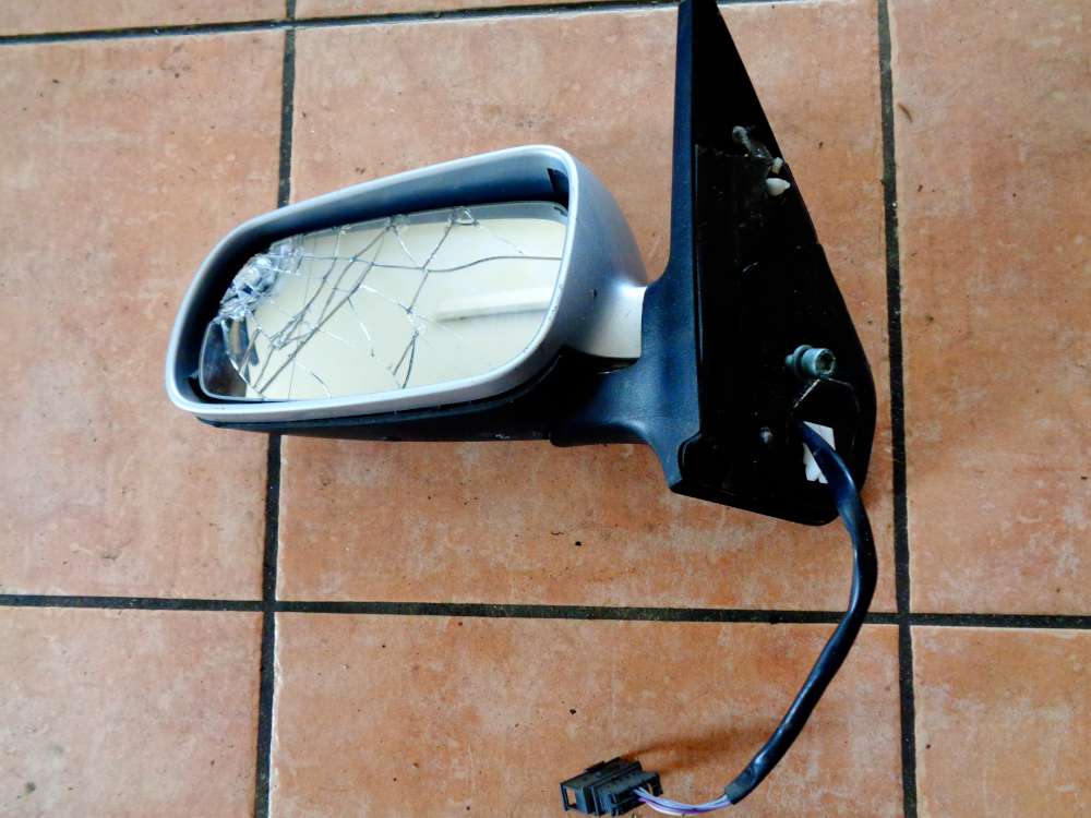 VW Golf IV Auenspiegel Elektrischer Links Silber
