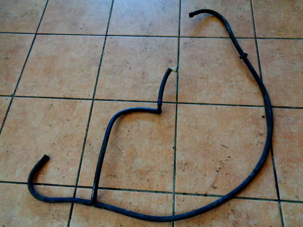 VW Golf IV Wasserleitung Schlauch