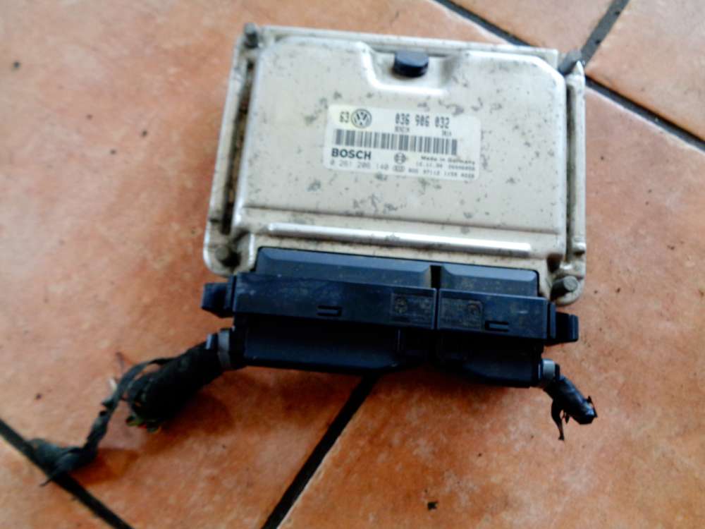 VW Golf IV Motorsteuergert BOSCH 036906032