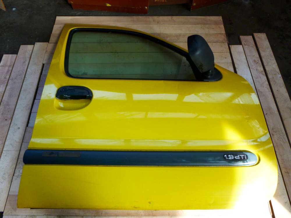 T�R (4/5-t�rig) vorn rechts gilb RENAULT KANGOO