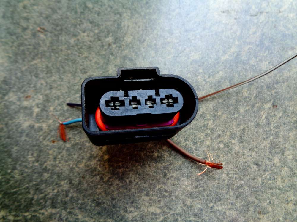 VW Golf 4 Kombi Bj:2002 Elektronischer Wrfel Stecker Connector 1J0919231