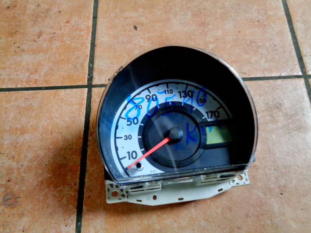 Toyota Aygo,Citron C1 Peugeot 107 Bj:2009 Kombiinstrument Tachometer 80540 KM 83800 0H012