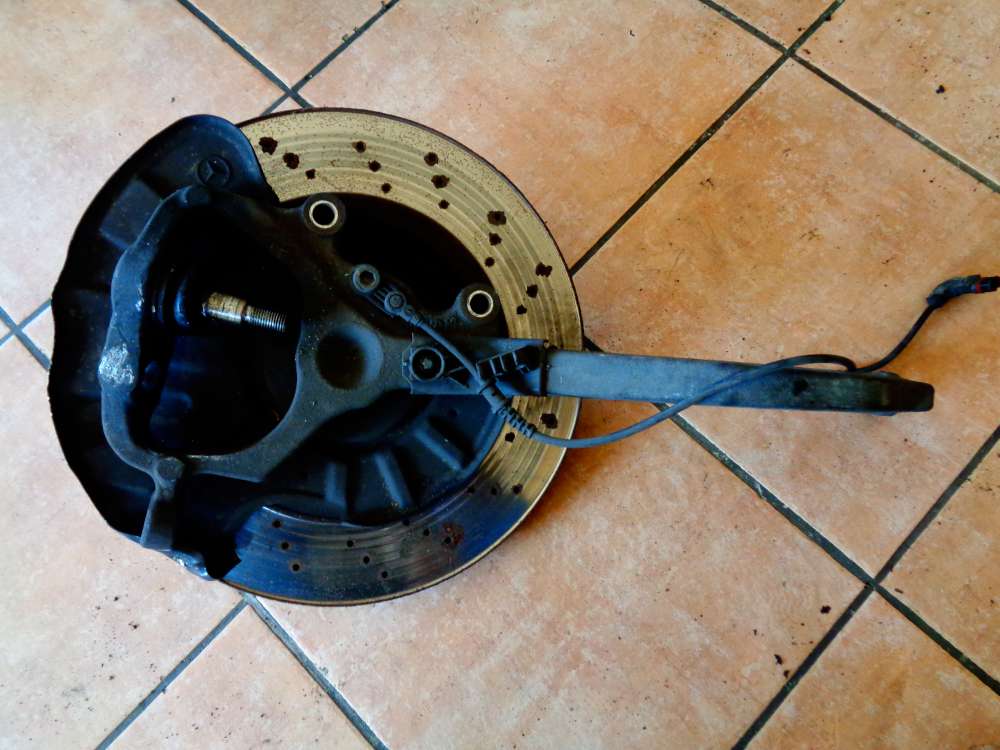 Mercedes Benz S-Klasse W220 Bj:03 Achsschenkel Radnabe Vorne Links mit ABS Sensor 2205400117