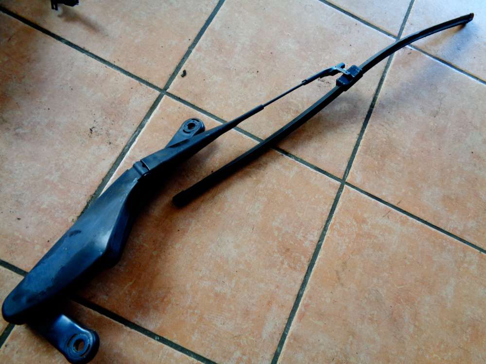 Mercedes Benz S-Klasse W220 Bj:03 Wischerarm Vorne Rechts A2208203544