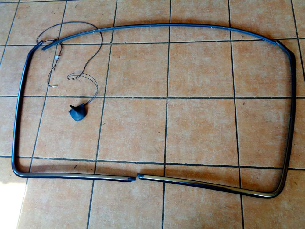 Mercedes Benz S-Klasse W220 Antenne Scheibenrahmen Heckscheibe Leiste Zierleiste 2208201475