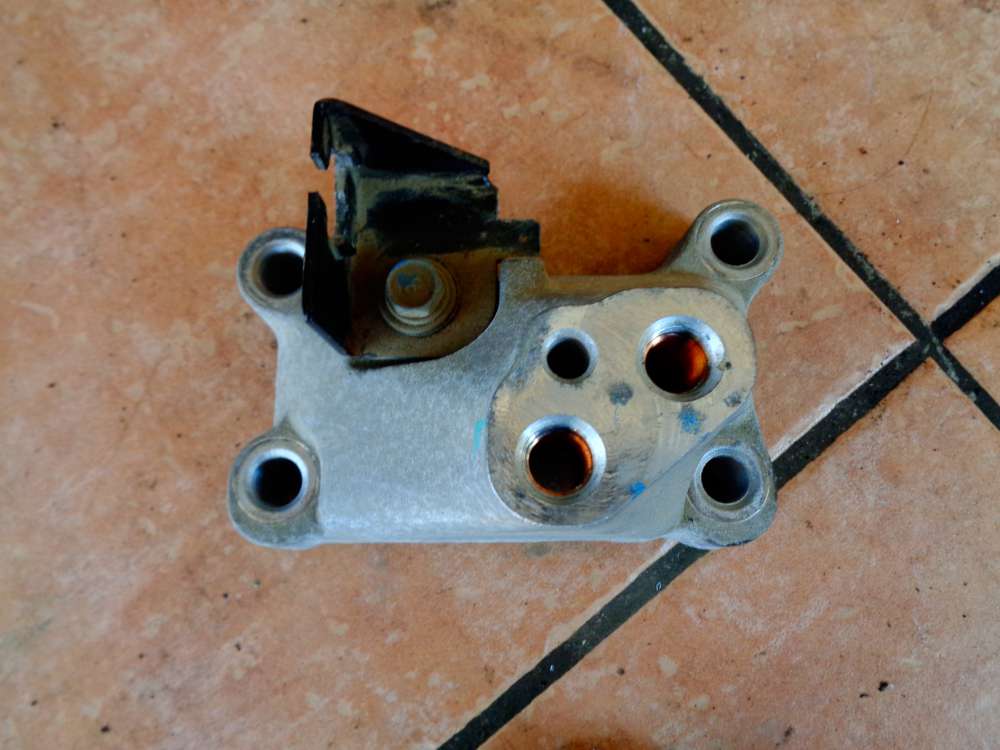 Hyundai Accent MC Halter Motorhalter 7032734