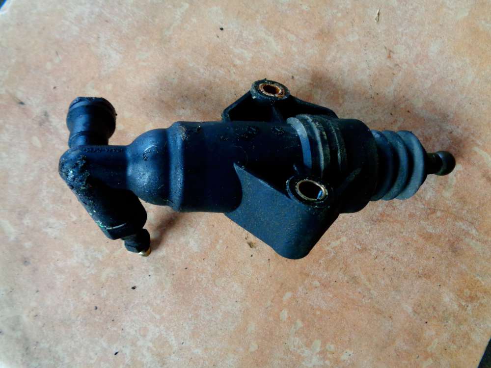 VW Golf IV Kupplungszylinder 1J0721261F