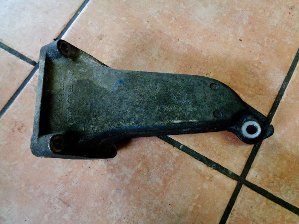 Mercedes Benz S-Klasse W220 Motorhalter Lager Rechts A6132230304