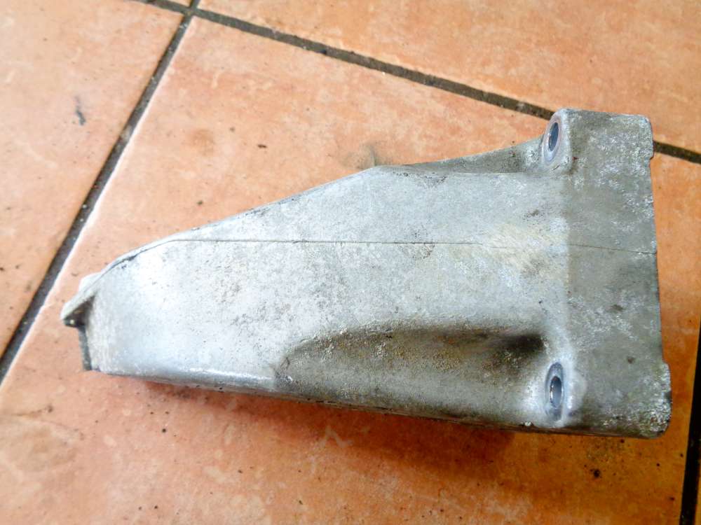 Mercedes S-Klasse W220 Halter Motorlager A6132230804