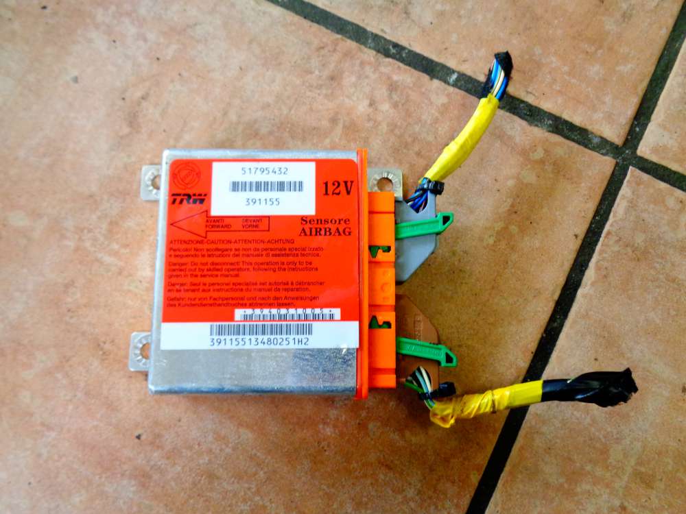 Fiat Punto 199 Airbagsteuergert 51795432