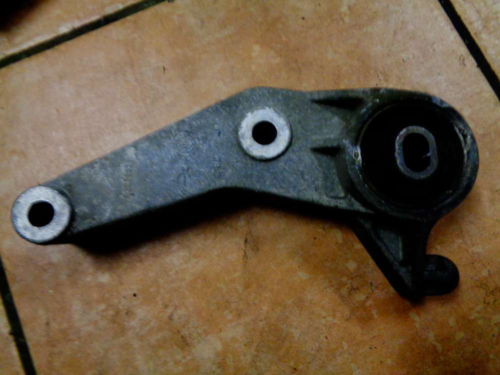 Opel Corsa C Getriebehalter Getriebehalterung 9227883