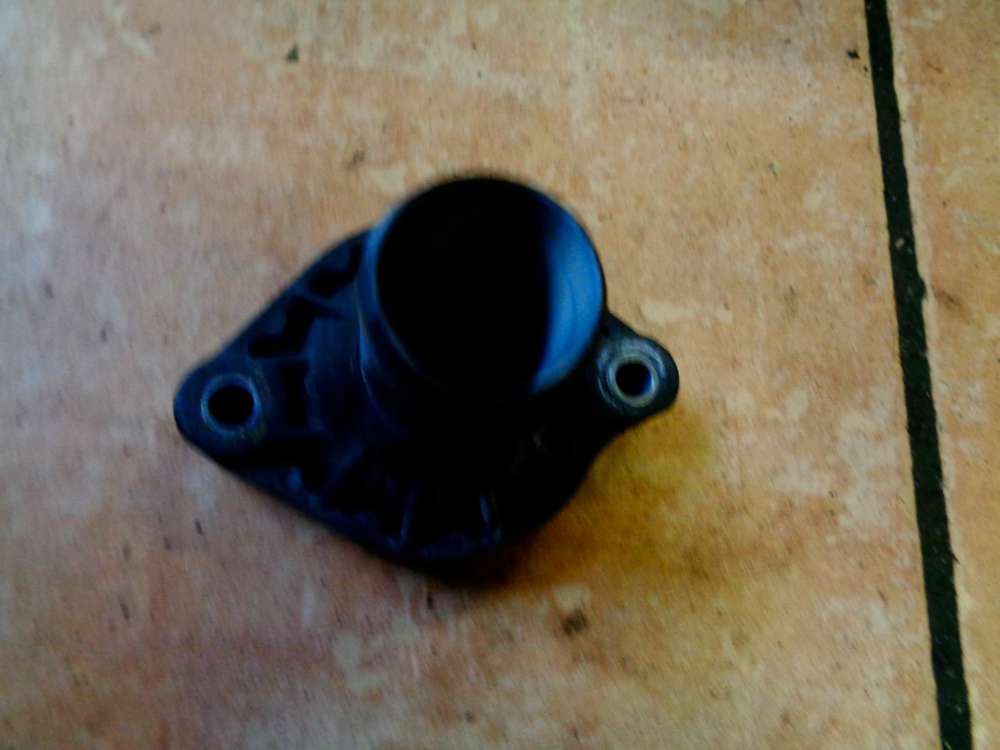 Toyota Aygo Khlwasserflansch Thermostgehuse