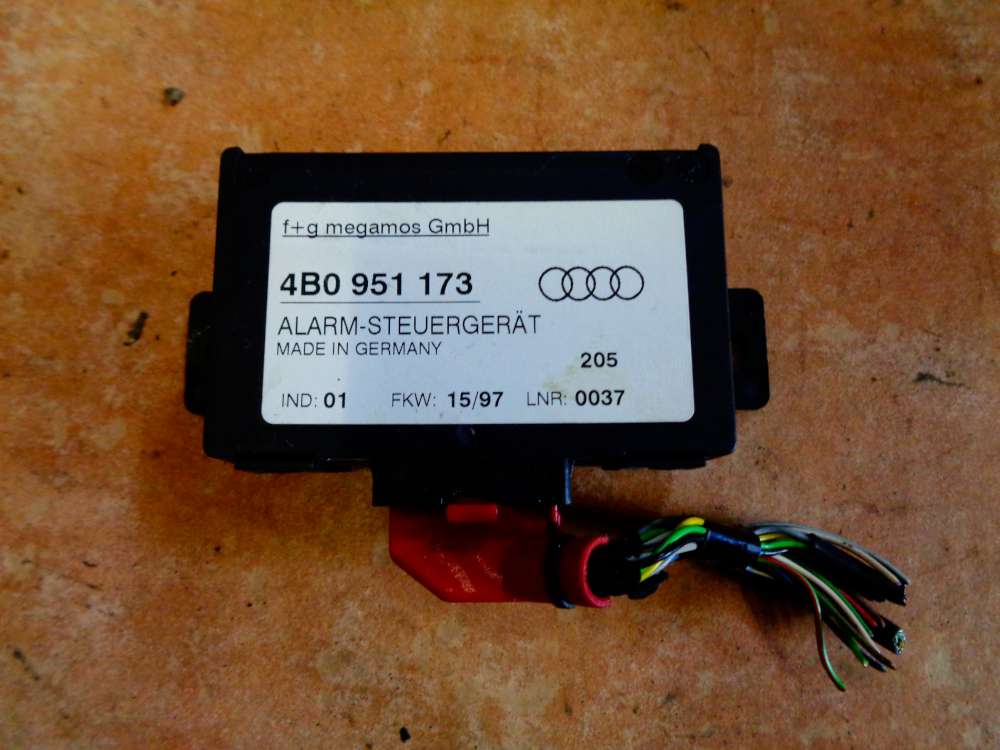 Audi A6 4B Bj:1998 Alarmsteuergert Steuergert Alarm 4B0951173