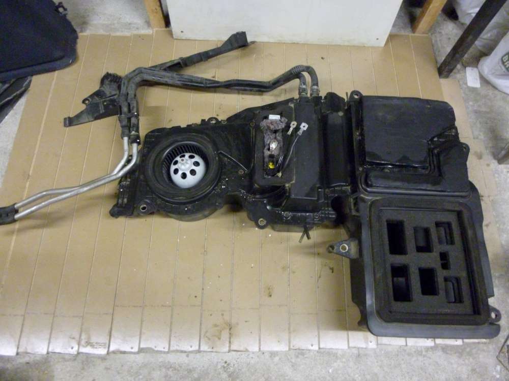 Renault Espace  Heizungskhler Lfterkasten Wrmetauscher 52492193