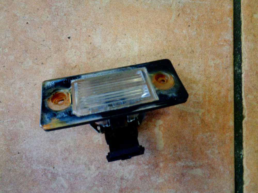 Skoda Fabia 6Y2 2x Kennzeichenbeleuchtung 6Y0943021