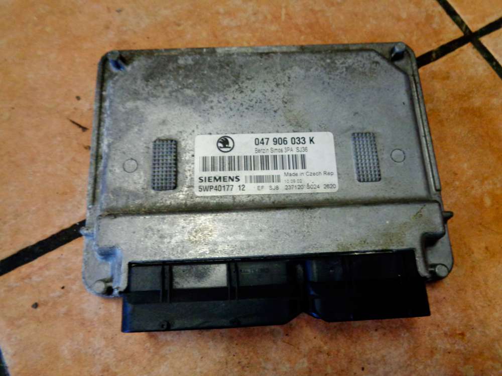 Skoda Fabia 6Y2 Bj:2003 Steuerger�t Motor Motorsteuerger�t 047906033K 