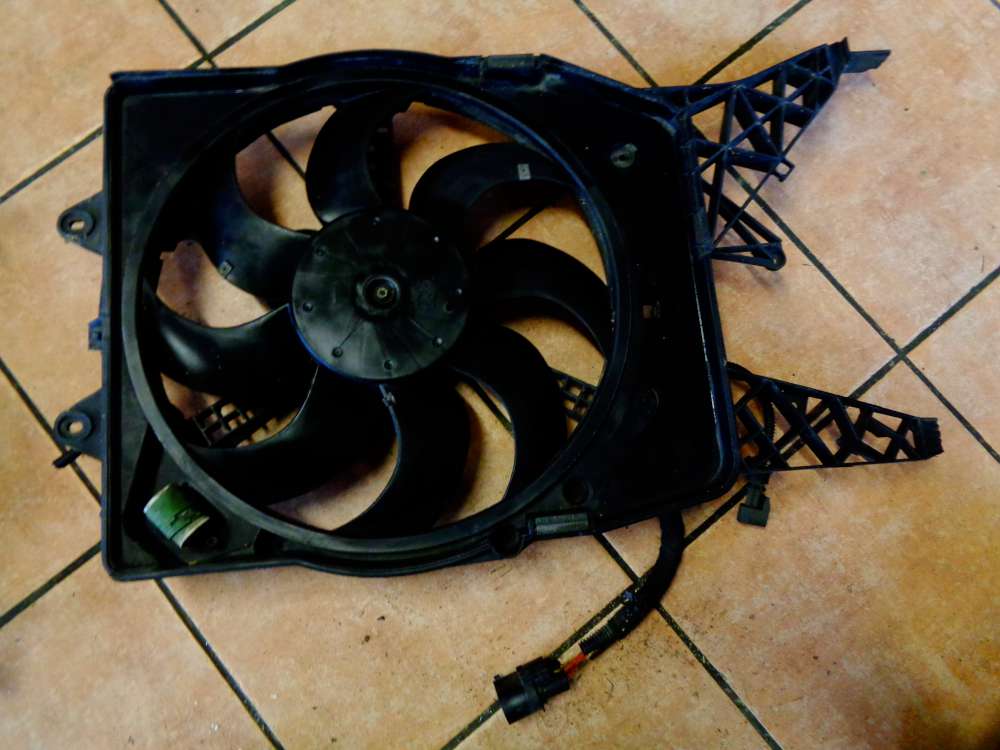 Opel Corsa D Motorlfter Lfter Khlerlfter 55703936