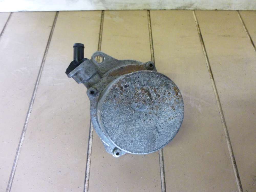 BMW 320 Unterdruckpumpe Vakuumpumpe 7791232