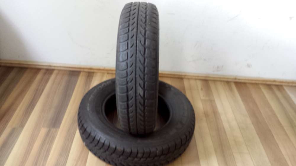 2 x Winterreifen Hankook M+S  175 / 80 R14 88T   DOT : 1107