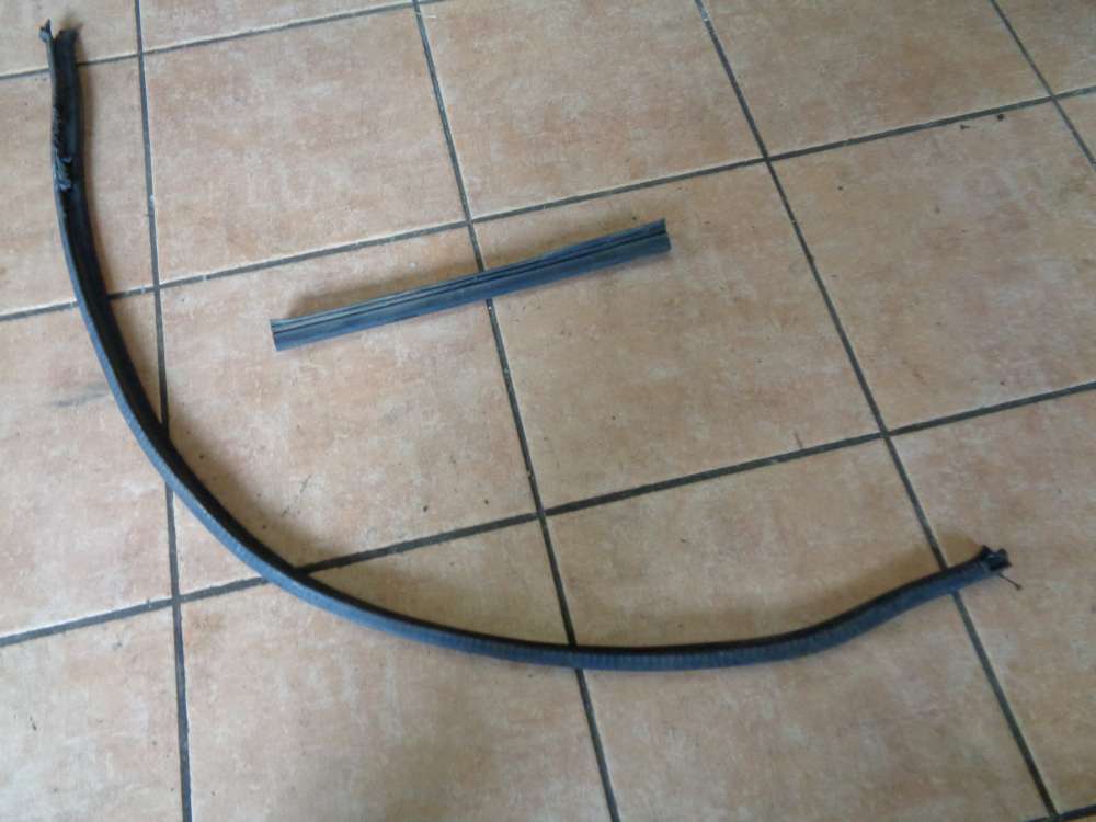 VW Passat 3B Bj:1997 Motorhaubedichtung Frontklappendichtung Dichtung 3B0823723