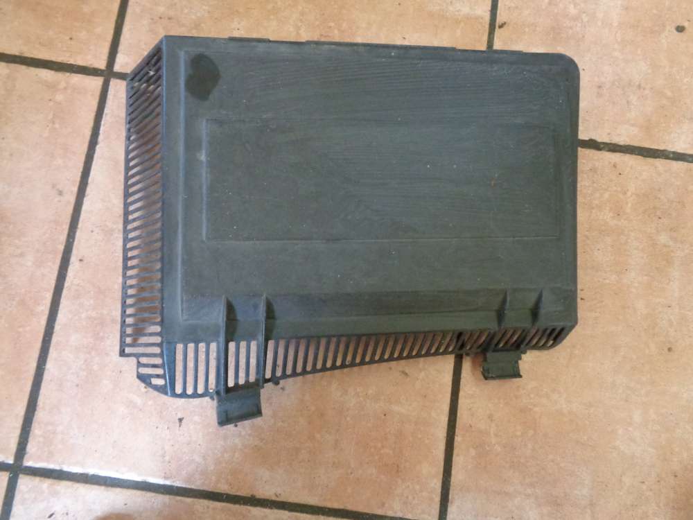 BMW 5er E39 Bj:2003 Abdeckung Pollenfilter Links 8379627