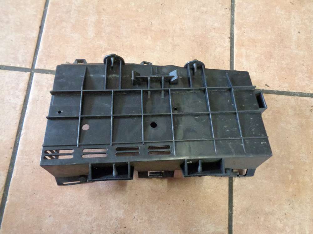  BMW 5er E39 Bj:2003 Halter Anhngermodul 8367240