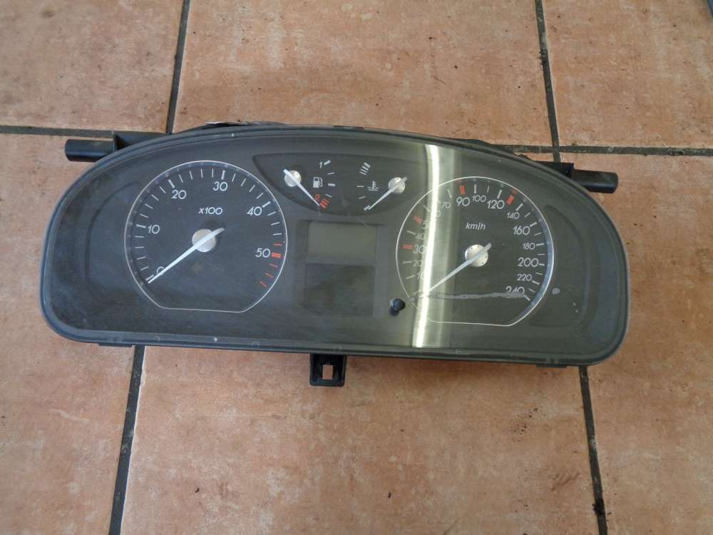 Renault Laguna II Kombiinstrument Tacho 8200263357