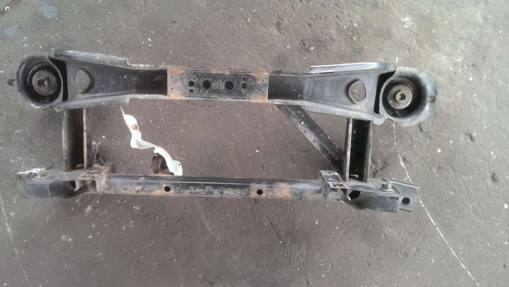 Ford Focus II Hinterachse Achstrger 4N51-5K067 4M51-5K067 98AG-5K067