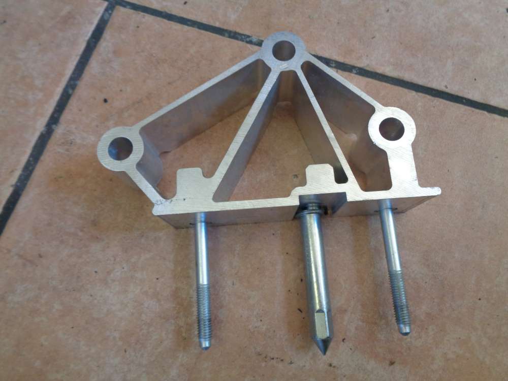 Seat Altea XL 5P Halterung Quertrger 1K1857021