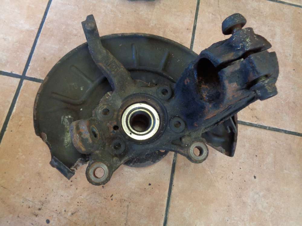 Seat Altea XL 5P Bj:2008 Achsschenkel  Vorne Links