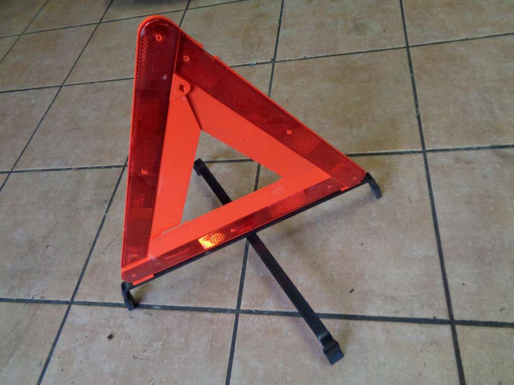  Mercedes A-Klasse W168 Warndreieck Dreieck A16889001 