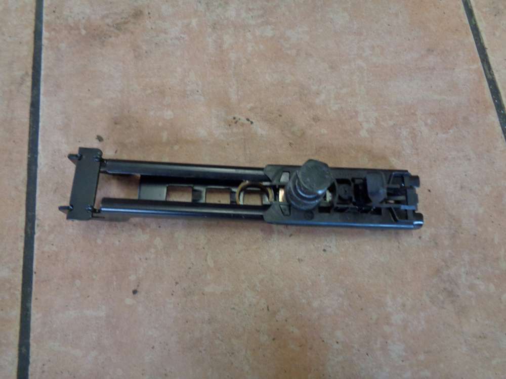 Mercedes A-Klasse W168 Hhenverstellung Gurtversteller 2028600188