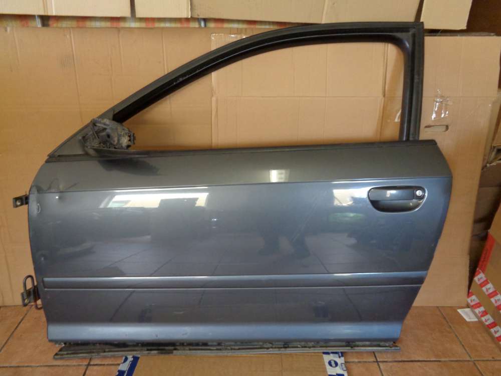 Audi A3 8P 3-T�rer T�r Fahrert�r Vorne Links grau : LX7Z