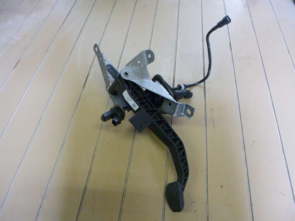 Ford Focus II Pedal Kupplungspedal mit Schalter 4M517B633XB