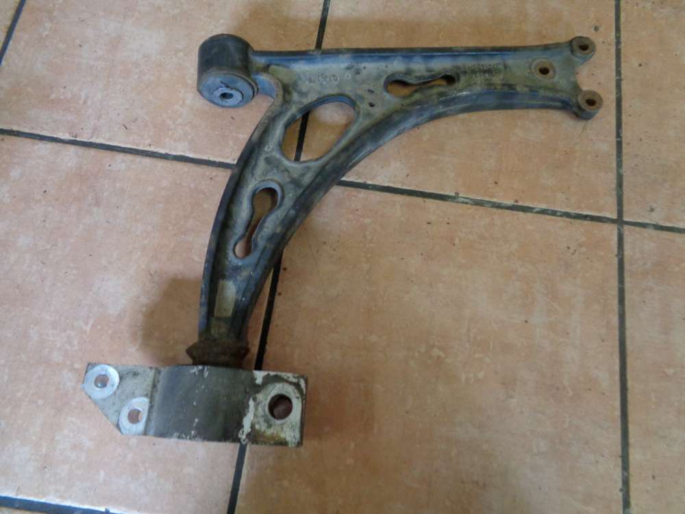 Audi A3 8P Querlenker Vorderachse Rechts 1K0407153G