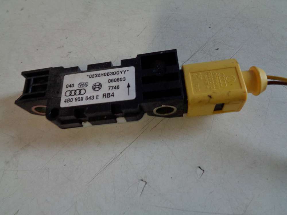 Audi A3 8P Bj:2003 Sensor Airbag Crashsensor 4B0959643E